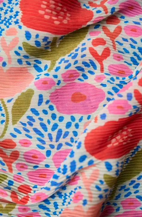 Multicolor Floral Pattern Printed Crushed Georgette Fabric