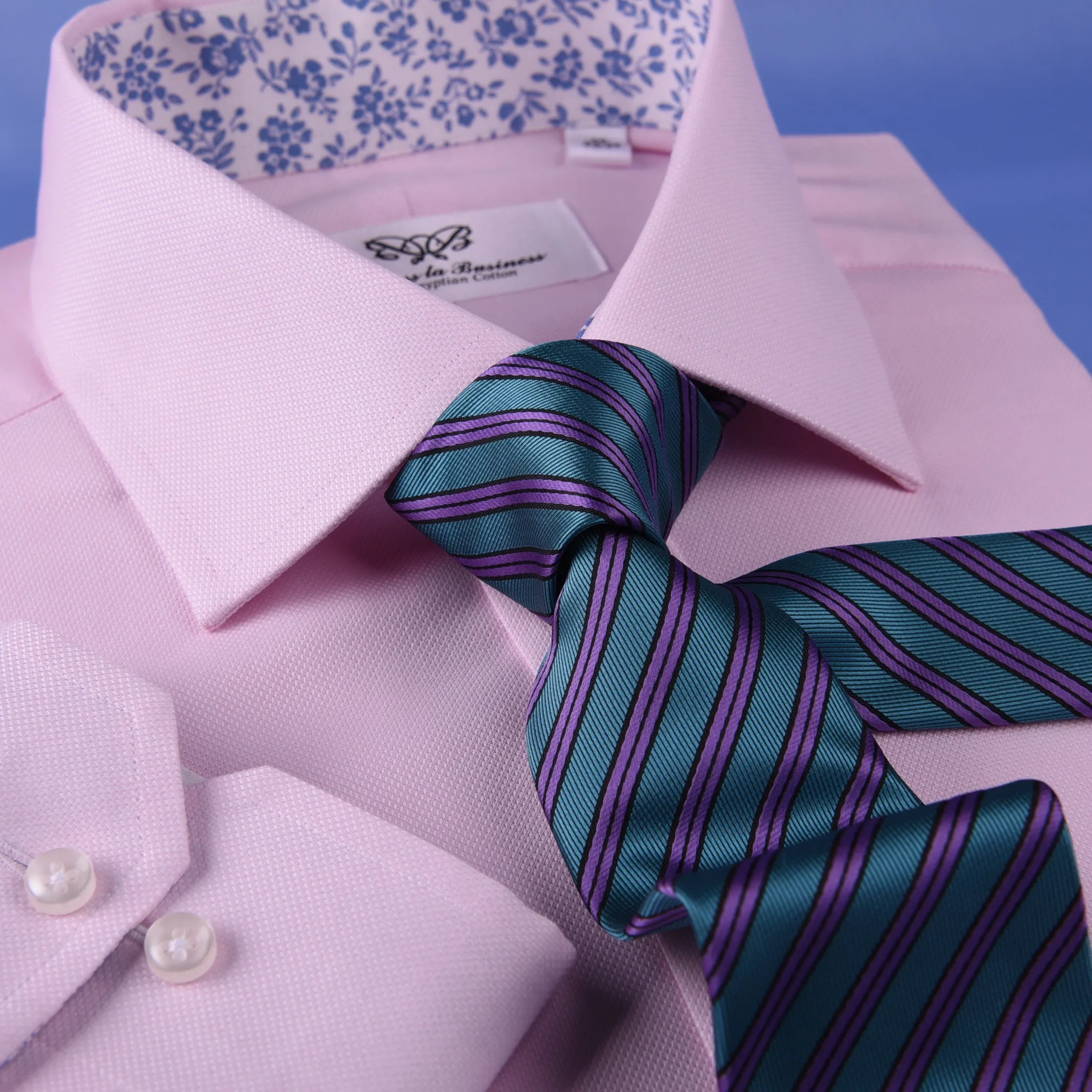 Pink Oxford Floral Inner Lining Formal Dress Shirt Sexy Business Formal Attire in Single Button Cuffs