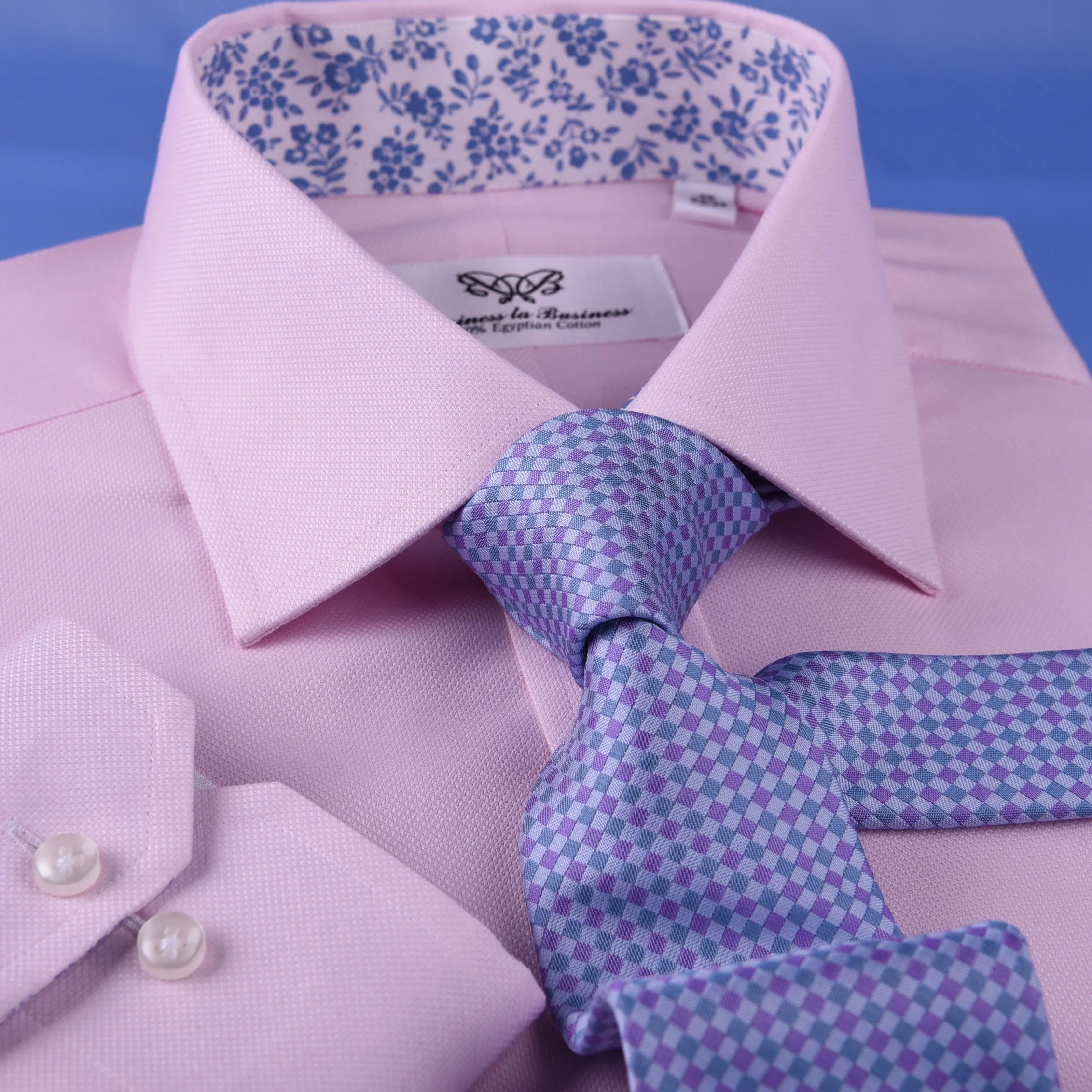 Pink Oxford Floral Inner Lining Formal Dress Shirt Sexy Business Formal Attire in Single Button Cuffs