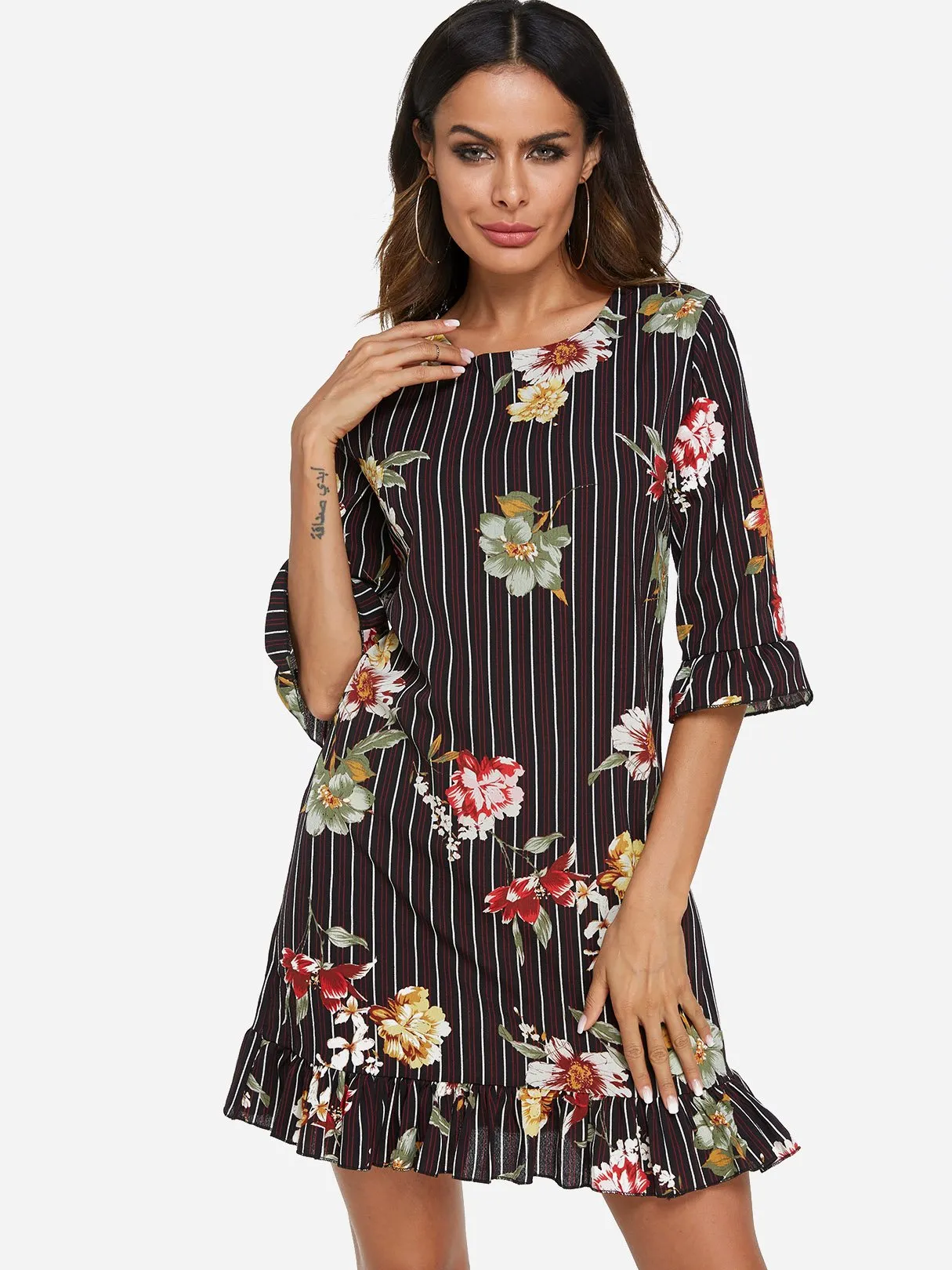 Wholesale Black Round Neck Half Sleeve Stripe Floral Print Zip Back Flounced Hem Dresses