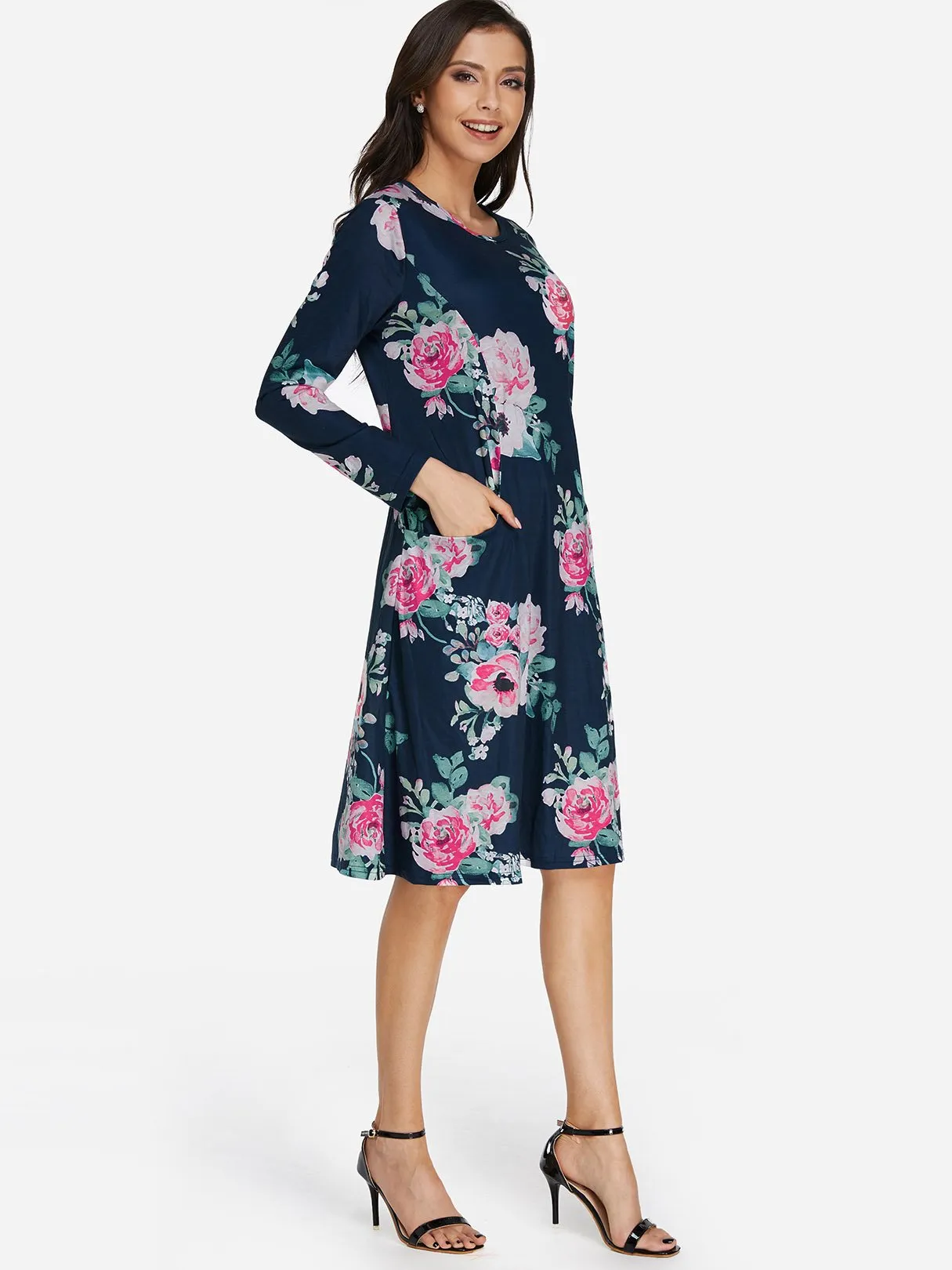 Wholesale Blue Round Neck Long Sleeve Floral Print Side Pockets Dresses